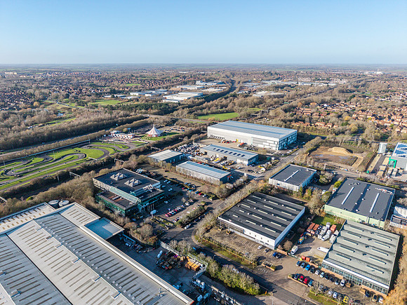 Unit 5 Deltic Trade Park - MK-73