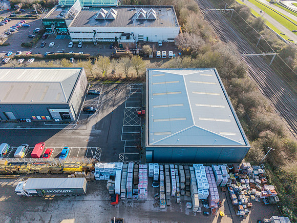 Unit 5 Deltic Trade Park - MK-82