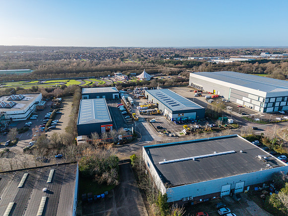 Unit 5 Deltic Trade Park - MK-89