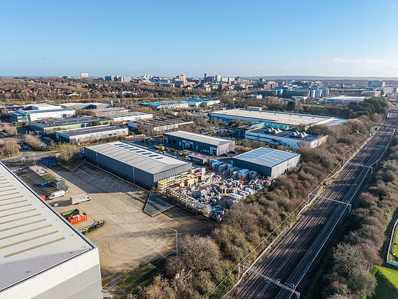 Unit 5 Deltic Trade Park - MK-96