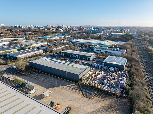 Unit 5 Deltic Trade Park - MK-97