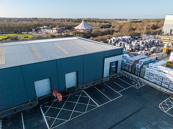 Unit 5 Deltic Trade Park - MK-108
