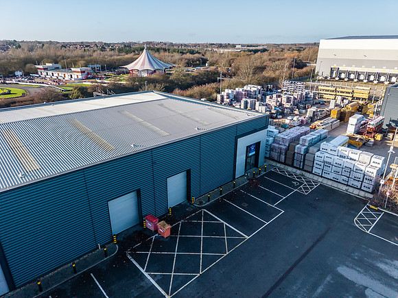 Unit 5 Deltic Trade Park - MK-109