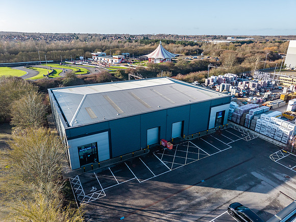 Unit 5 Deltic Trade Park - MK-112