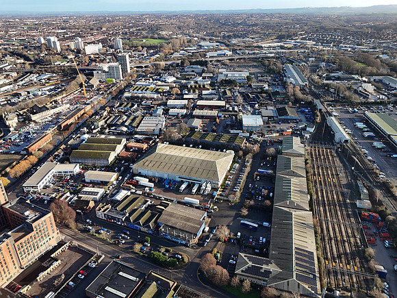 VictoriaRd_Bristol_050