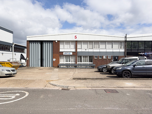 Units 5 - 12a -14 - Eldon Way Ind Biggleswade 002