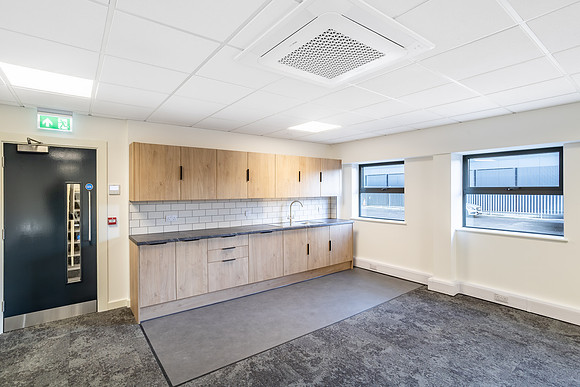 Unit 1 Royal London Estate - Pk Royal-18