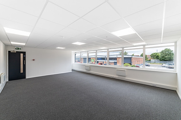 Units 5 - 12a -14 - Eldon Way Ind Biggleswade 030