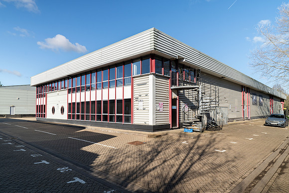Riverside Business Centre, Guildford - UNIT 7 - 141