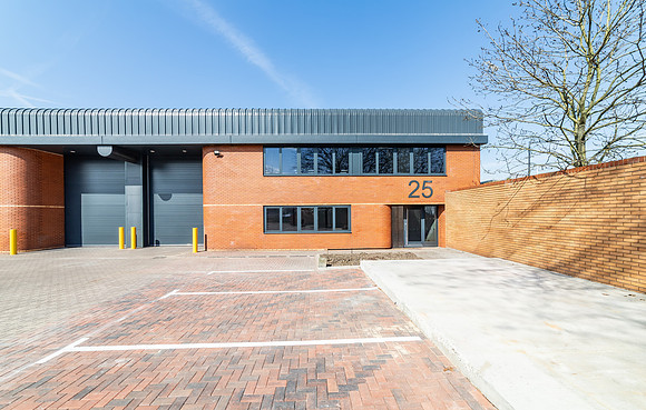 Unit 25 Abbey Road Industrial Estate-13
