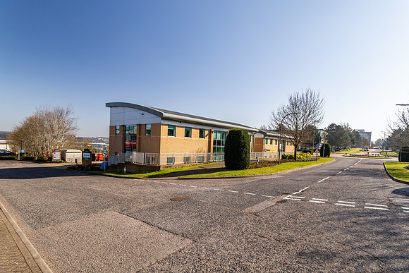 Technicon House 905 Capability Green-44