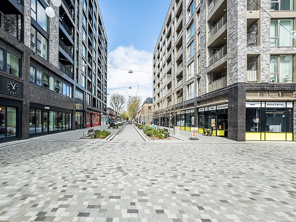 Aberfeldy_Sq_093