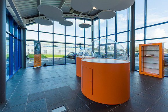 building1reception4