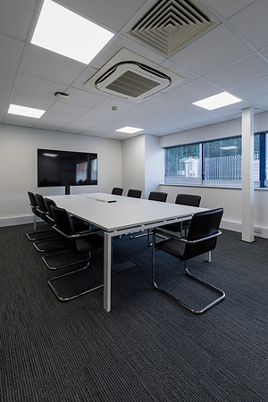 building1groundfloorboardroom4
