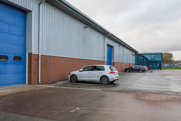 building1exteriorfront10