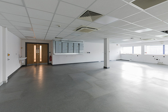 building2groundfloorwarehousebays24