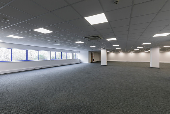 building2firstfloorofficespace18