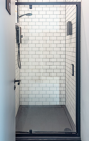100 Avebury Boulevard 040