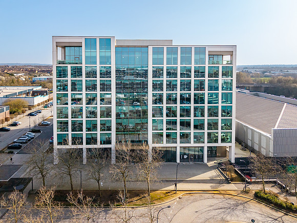 100 Avebury Boulevard 050