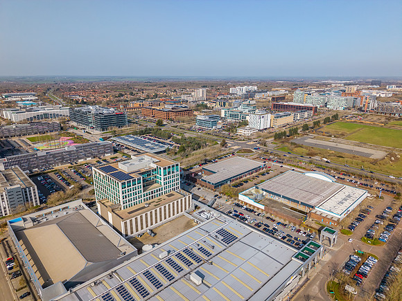 100 Avebury Boulevard 073
