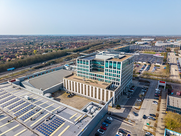 100 Avebury Boulevard 076