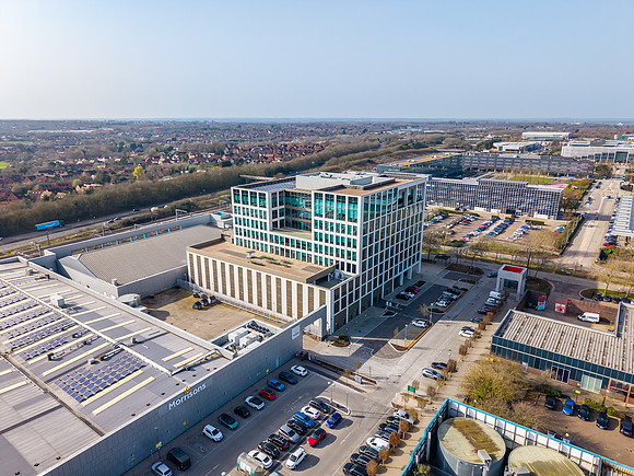 100 Avebury Boulevard 078