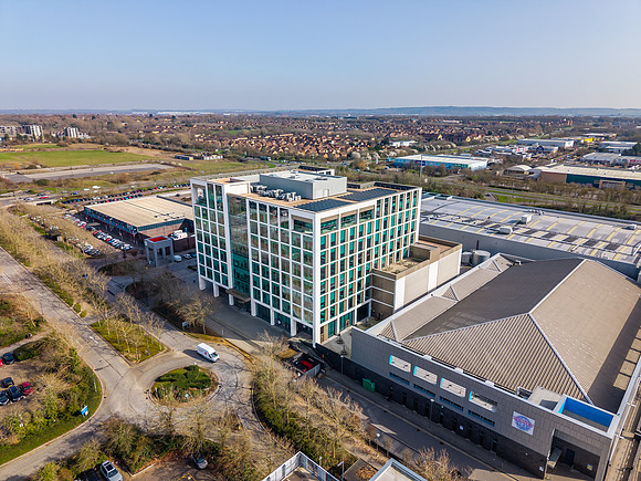 100 Avebury Boulevard 089