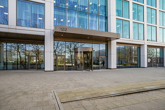 100 Avebury Boulevard 141