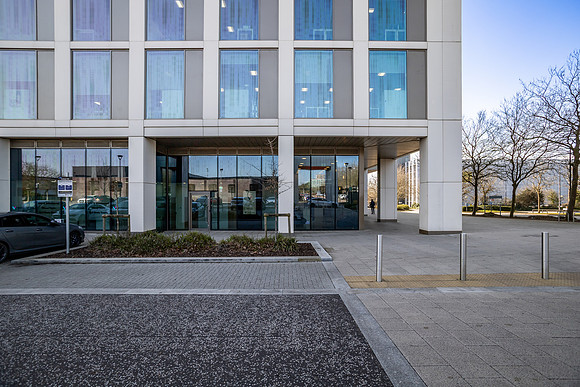 100 Avebury Boulevard 144