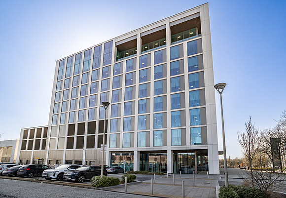 100 Avebury Boulevard 154