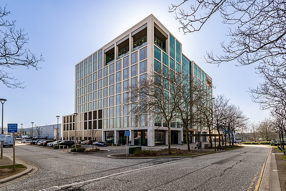 100 Avebury Boulevard 157