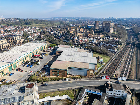 Falcon Park - Neasden-133