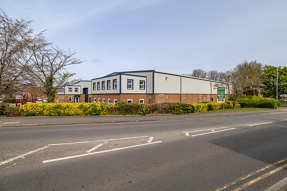 Lawrence Way Ind Estate - Dunstable-118