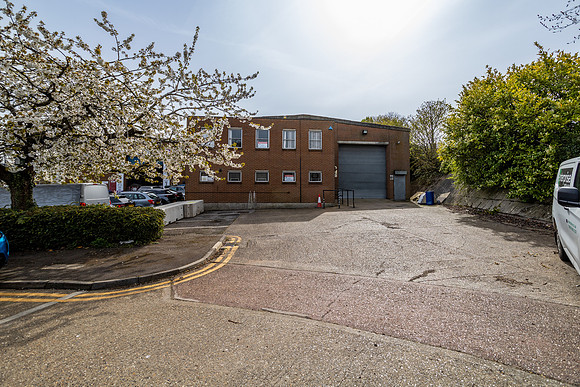 Lawrence Way Ind Estate - Dunstable-127
