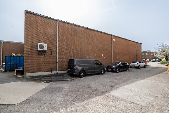 Lawrence Way Ind Estate - Dunstable-129