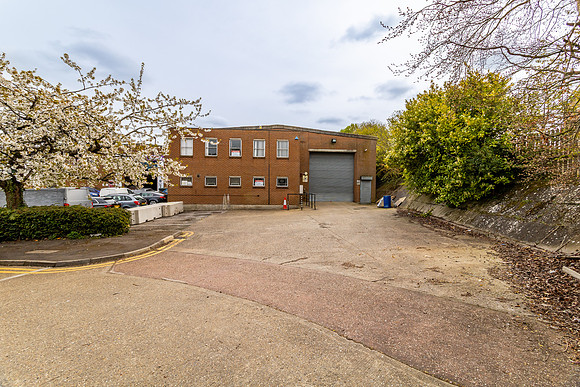 Lawrence Way Ind Estate - Dunstable-140