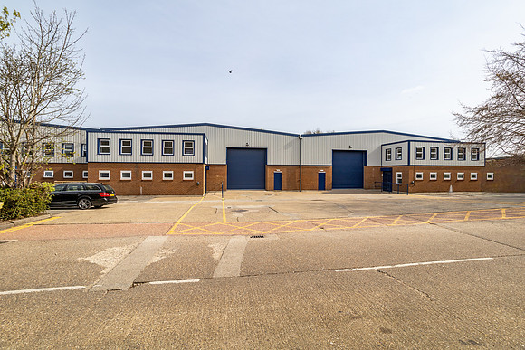 Lawrence Way Ind Estate - Dunstable-86