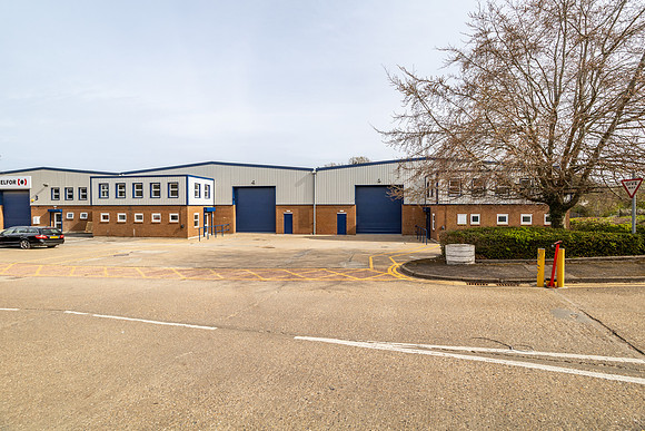 Lawrence Way Ind Estate - Dunstable-89