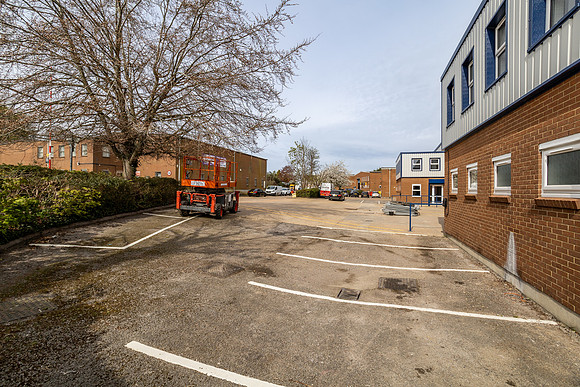 Lawrence Way Ind Estate - Dunstable-95