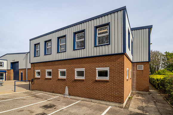 Lawrence Way Ind Estate - Dunstable-94