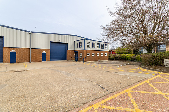Lawrence Way Ind Estate - Dunstable-96