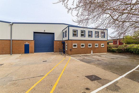Lawrence Way Ind Estate - Dunstable-99