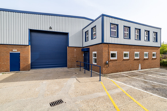 Lawrence Way Ind Estate - Dunstable-102