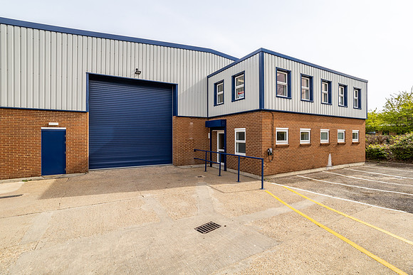Lawrence Way Ind Estate - Dunstable-104