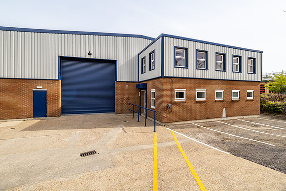 Lawrence Way Ind Estate - Dunstable-106