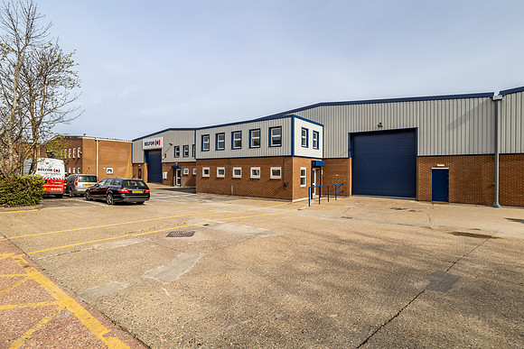 Lawrence Way Ind Estate - Dunstable-41