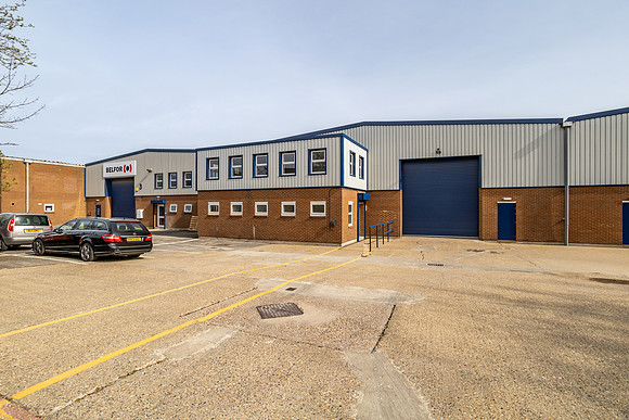 Lawrence Way Ind Estate - Dunstable-42