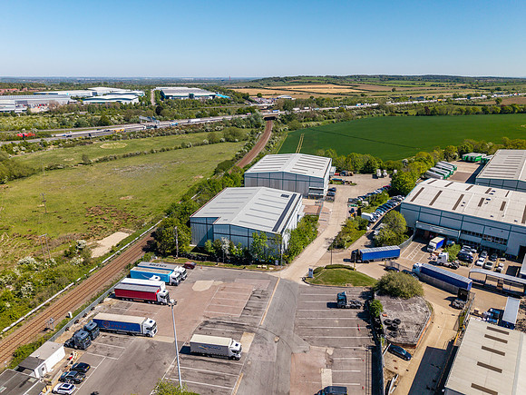 Crawley Crossing - Jct 13-62
