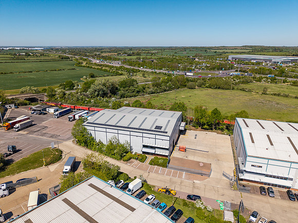 Crawley Crossing - Jct 13-75