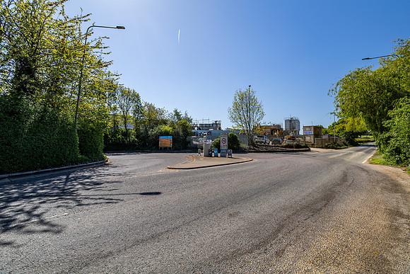 Crawley Crossing - Jct 13-97